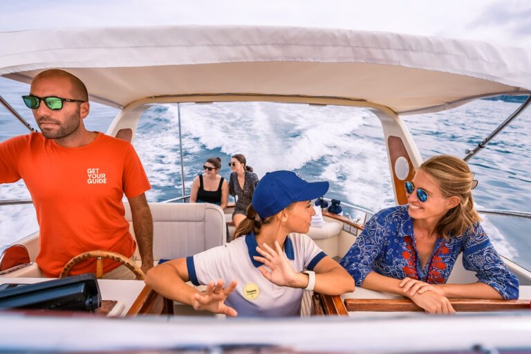 6 magazine de turism și experiențe cu coduri de reducere